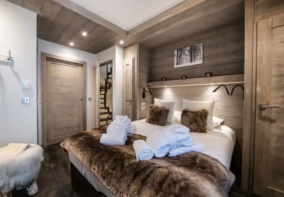 Yellowstone Lodge, La Tania (self catered chalet) - Chalet 3