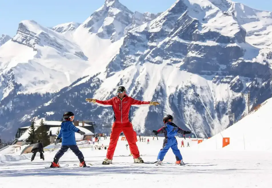 Les Carroz Ski Resort - ESF ski lessons