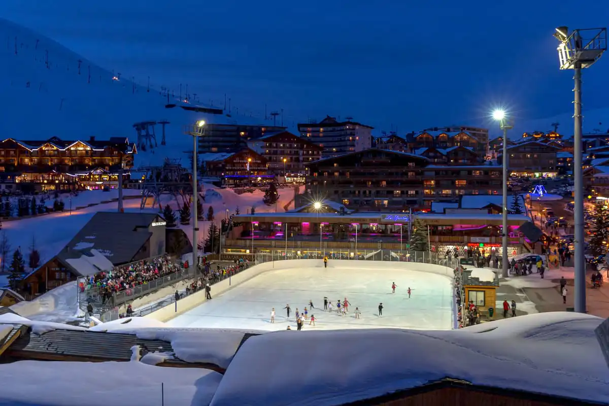 Alpe d'Huez Ski Resort (©Laurent-Salino) - Ice rink