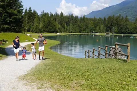 Samoens Village - Lake