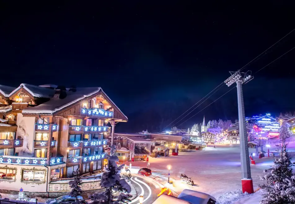 Courchevel Ski Resort (©AlexisCornu)