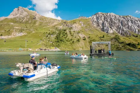 Tignes in Summer - Lake at Tignes le Lac (©Andy Parant)