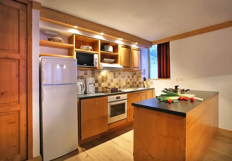 Cime des Arcs, Arcs 2000 (self catered apartments) - Typical apartment style