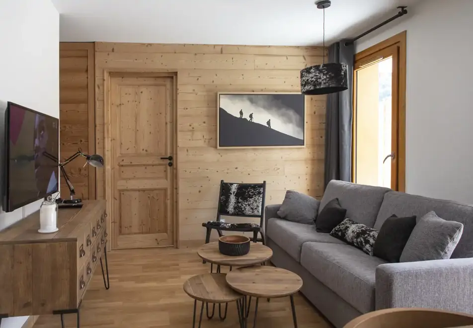 Les Edelweiss, Vaujany (self catered apartments) - Typical apartment style