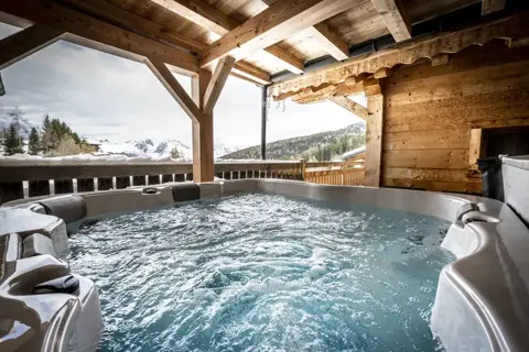 Chalet Cocoon, Plagne 1800 (self catered chalets) - Hot tub
