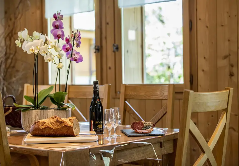 Rose, Samoens (self catered apartments) - Apartment Rose 2