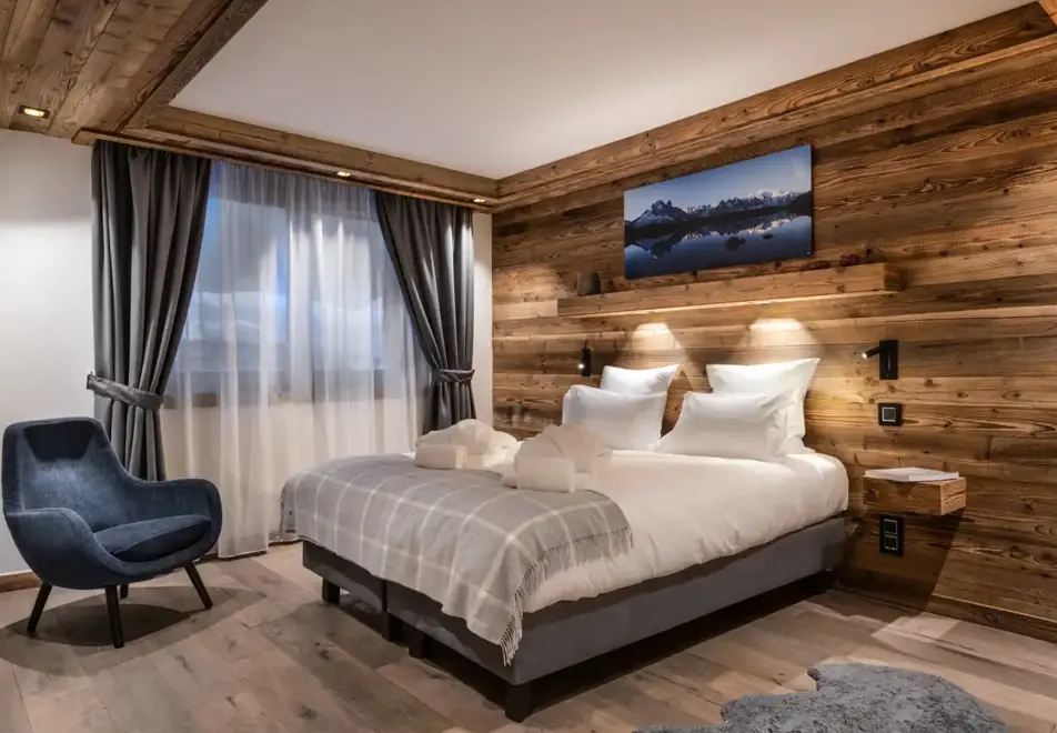 Vail Lodge, Val d'Isere (self catered apartments) - Apartment A12