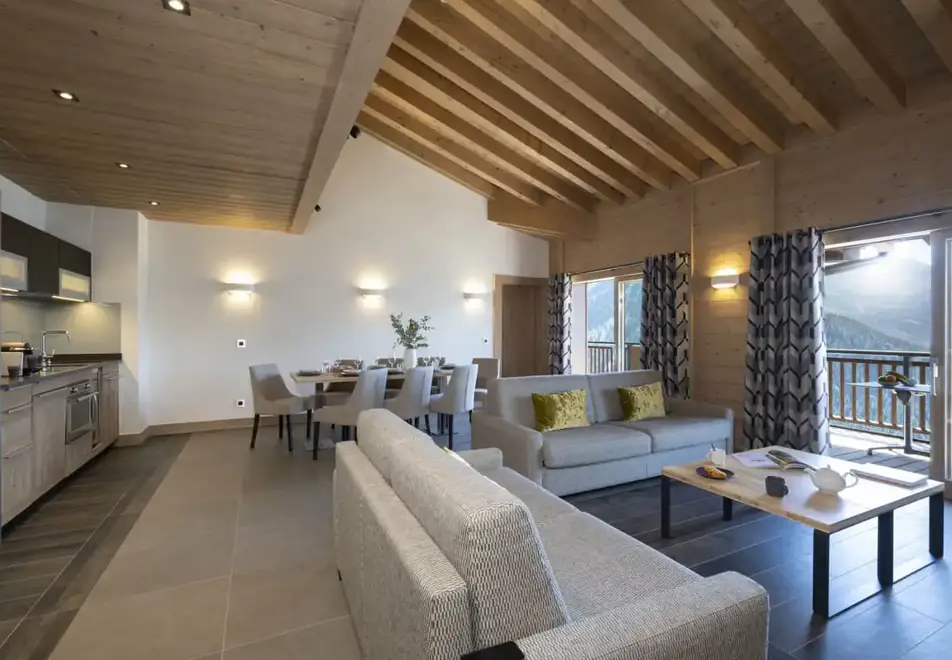 Alpen Lodge, La Rosiere (self catered apartments & hotel) - Typical suite apartment style