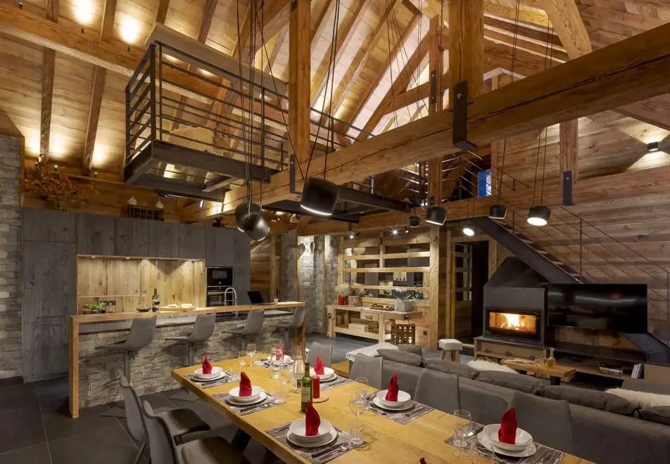 Chalet L'Ourse, Les Deux Alpes (self catered chalet) - Open plan living