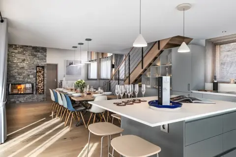 Falcon Lodge, Meribel (self catered apartments) - A40 (©Philippe Gal)
