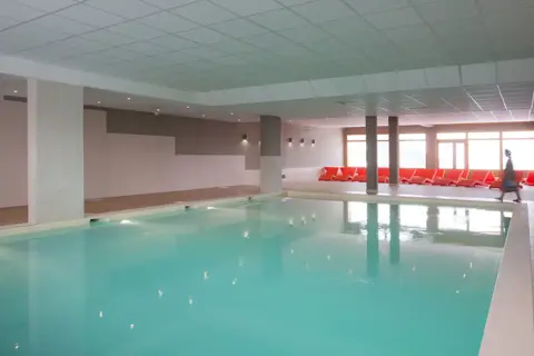 Etoile des Cimes, Sainte Foy (self catered apartments)  Indoor pool