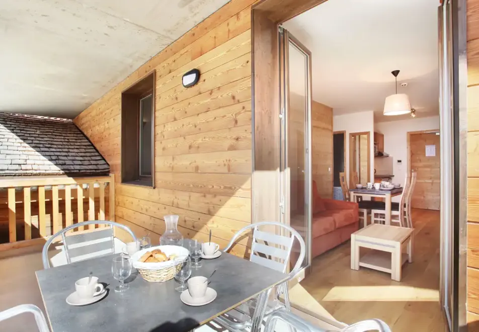 Mendi Alde, La Clusaz (self catered apartments) - Typical apartment style