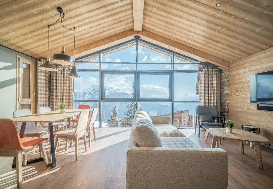 Sky, La Rosiere (self catered apartments) - Apartment 400