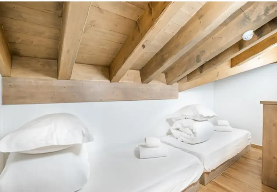 Roc Noir, La Rosiere (self catered apartments) - Apartment 409 duplex