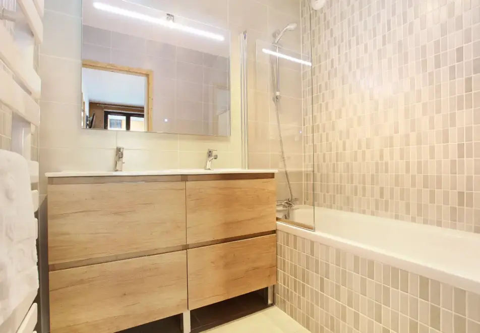 Mendi Alde, La Clusaz (self catered apartments) - Typical apartment style