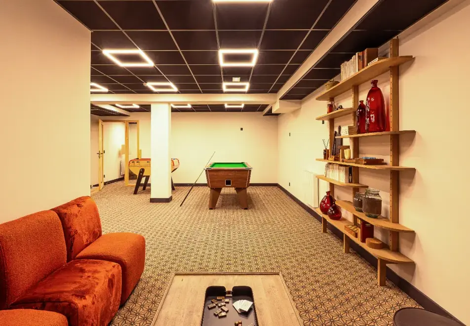 Alpeggio, Les Deux Alpes (self catered apartments) - Games room