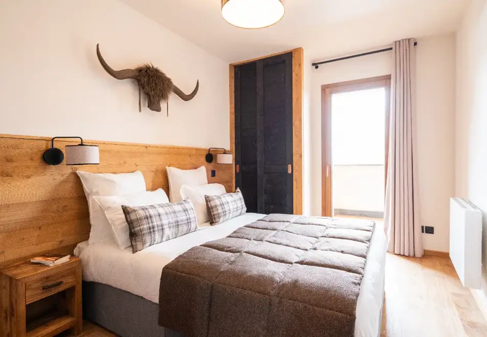 Alpeggio, Les Deux Alpes (self catered apartments) - Typical 2 bedroom apartment