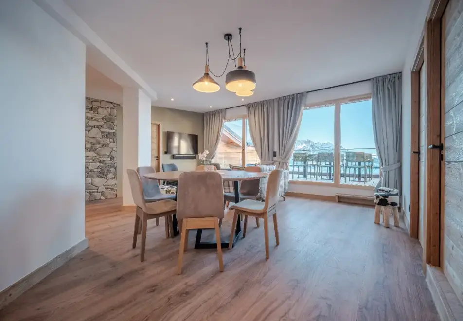 Sky, La Rosiere (self catered apartments) - Apartment 511