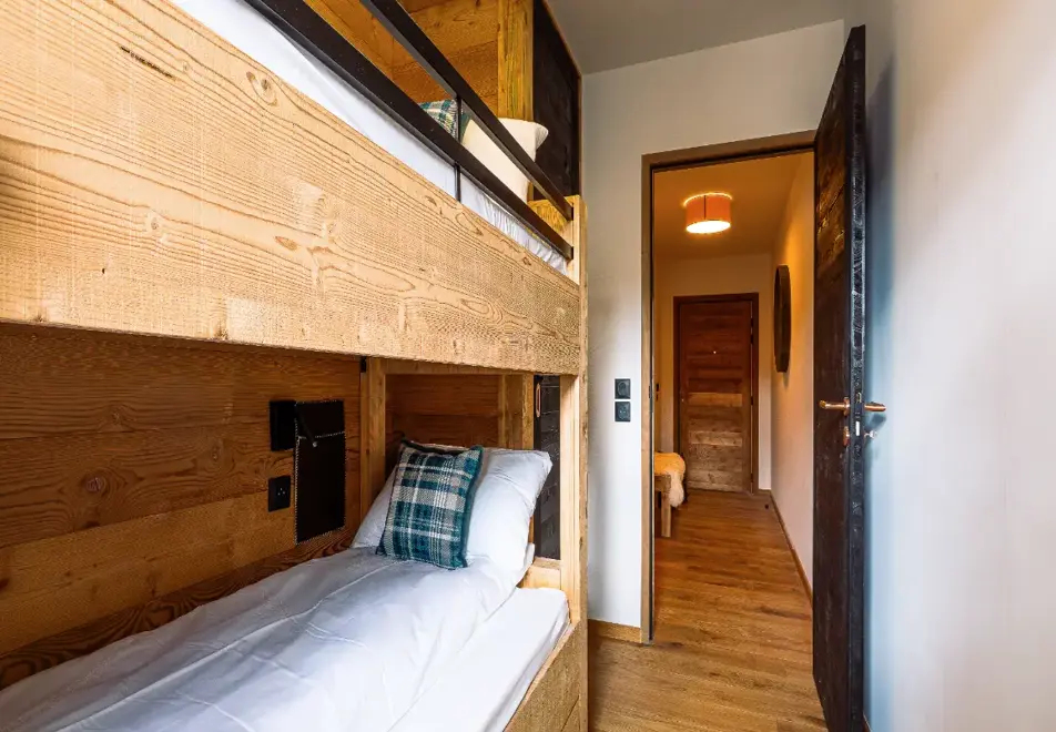 Alpeggio, Les Deux Alpes (self catered apartments) - Typical 3 bedroom apartment