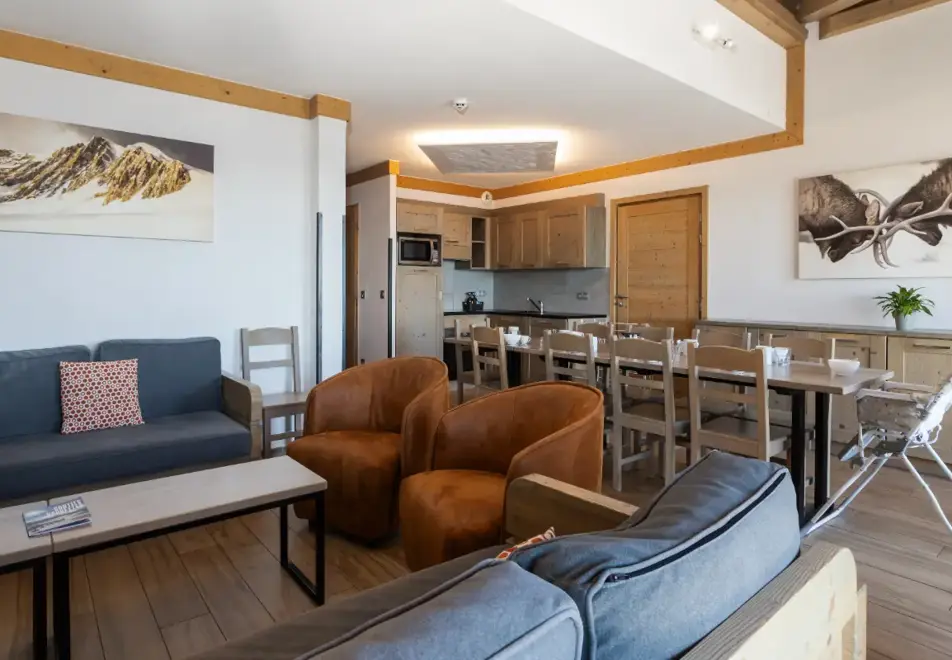 Roc Noir, La Rosiere (self catered apartments) - Apartment 202 (©Samantha Henderson)
