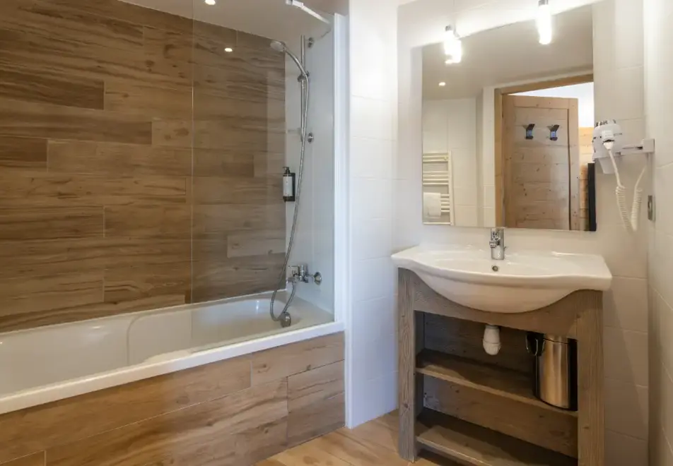Roc Noir, La Rosiere (self catered apartments) - Apartment 306 (©Samantha Henderson)