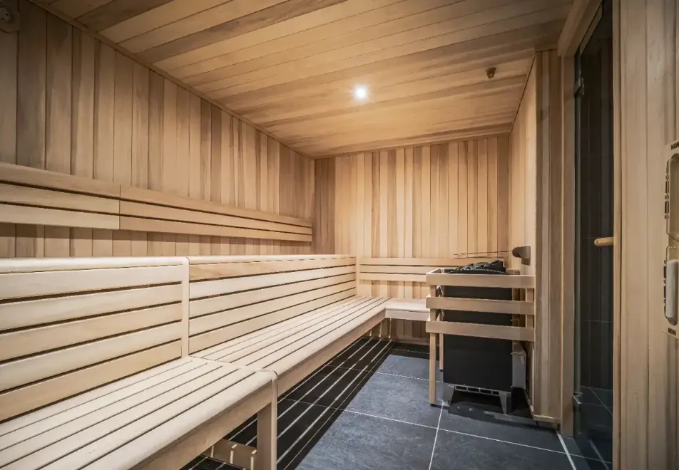 Sky, La Rosiere (self catered apartments) - Sauna