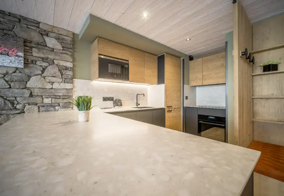 Sky, La Rosiere (self catered apartments) - Apartment 505