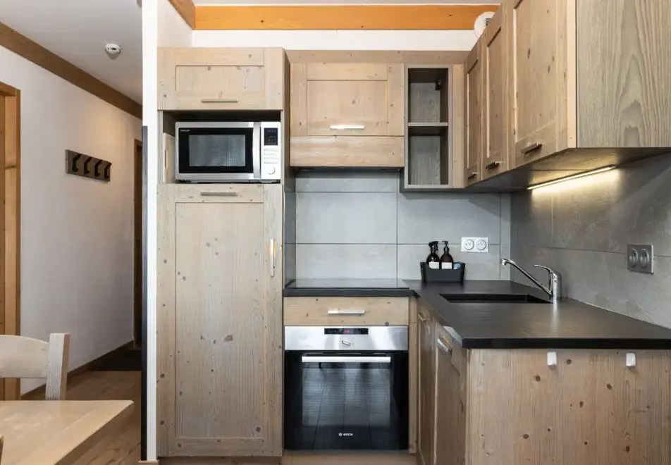 Roc Noir, La Rosiere (self catered apartments) - Apartment 202 (©Samantha Henderson)