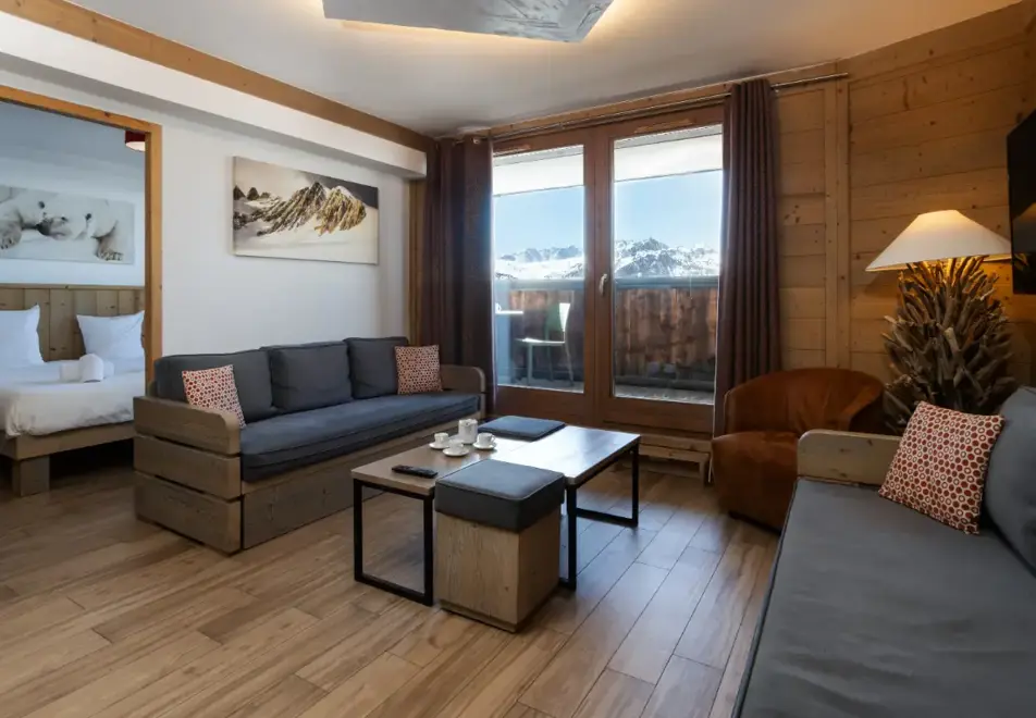 Roc Noir, La Rosiere (self catered apartments) - Apartment 305 (©Samantha Henderson)