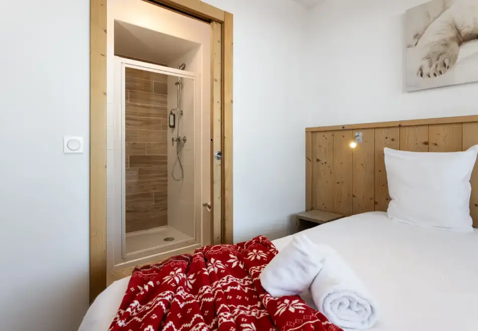 Roc Noir, La Rosiere (self catered apartments) - Apartment 305 (©Samantha Henderson)