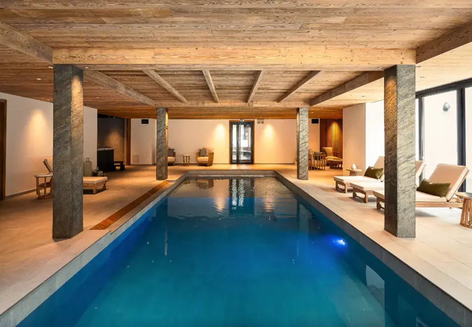 Alpeggio, Les Deux Alpes (self catered apartments) - Indoor pool