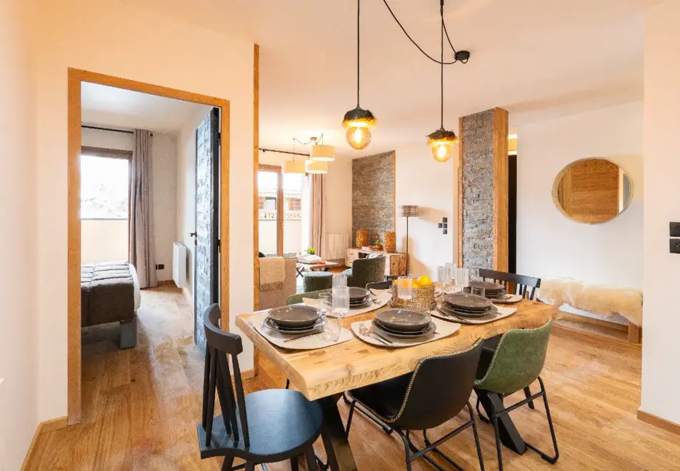 Alpeggio, Les Deux Alpes (self catered apartments) - Typical 2 bedroom apartment