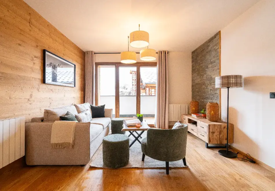 Alpeggio, Les Deux Alpes (self catered apartments) - Typical 2 bedroom apartment
