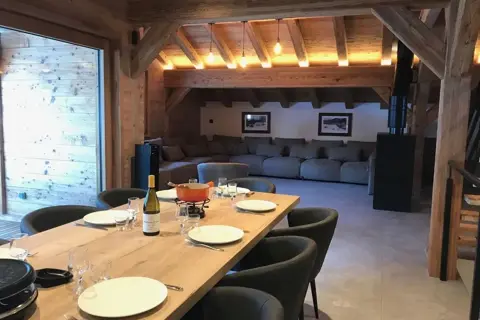 Chalet Le Bon Vieux Temps, Chatel (self catered chalet) - Diner/lounge